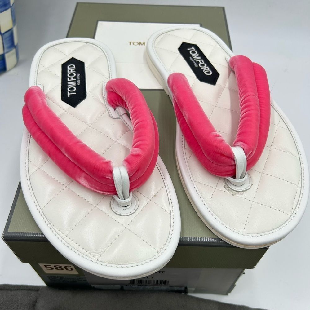 Women's Tom Ford pink
Flip-flop sandals size 37.5 made in Italy